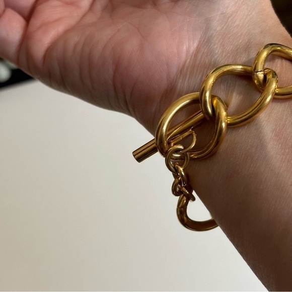 Monet toggle bracelet large gold tone  chain link #026 - Picture 4 of 7